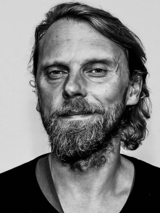 Porträt des Autors und Musikkritikers Jens Balzer