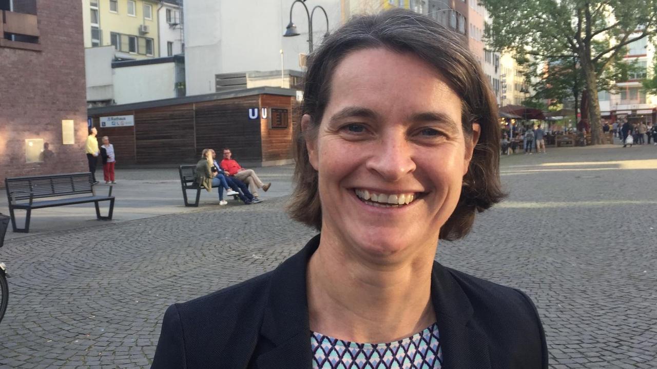 Veronika Rücker, Vorstandsvorsitzende des Deutschen Olympischen Sportbundes Veronika Rücker, Vorstandsvorsitzende des Deutschen Olympischen Sportbundes