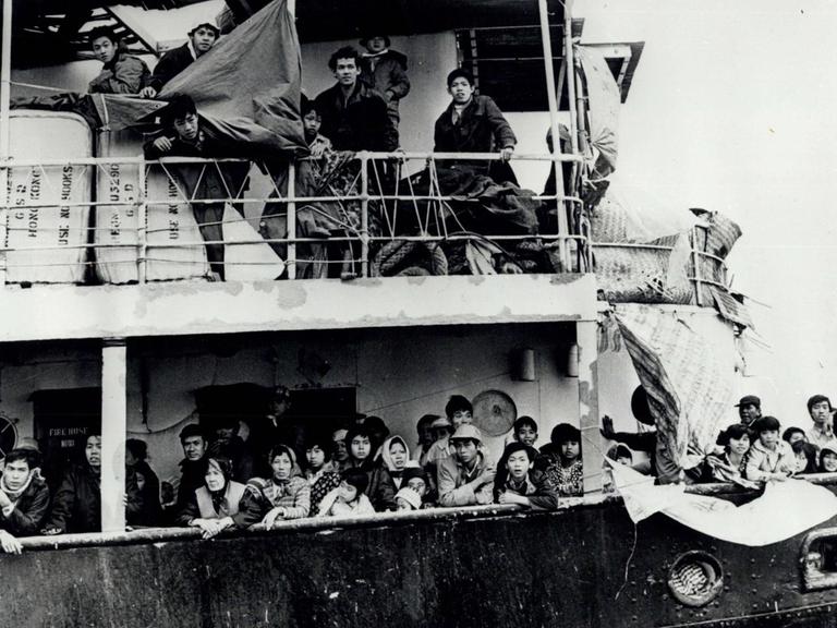 1979 - Vietnamesische Flüchtlinge auf dem Frachter "Huey Fong"