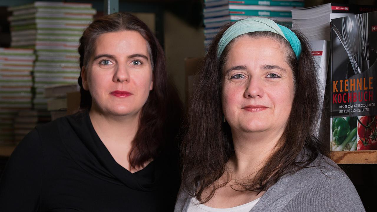 Die Kochbuch-Verlegerinnen Julia und Simone Graff Die Kochbuch-Verlegerinnen Julia und Simone Graff