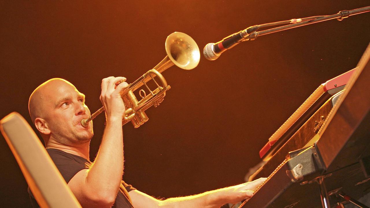 Trompeter Sebastian Studnitzky während eines Konzerts in Neuhardenberg, 2008.
Trompeter Sebastian Studnitzky während eines Konzerts in Neuhardenberg, 2008.