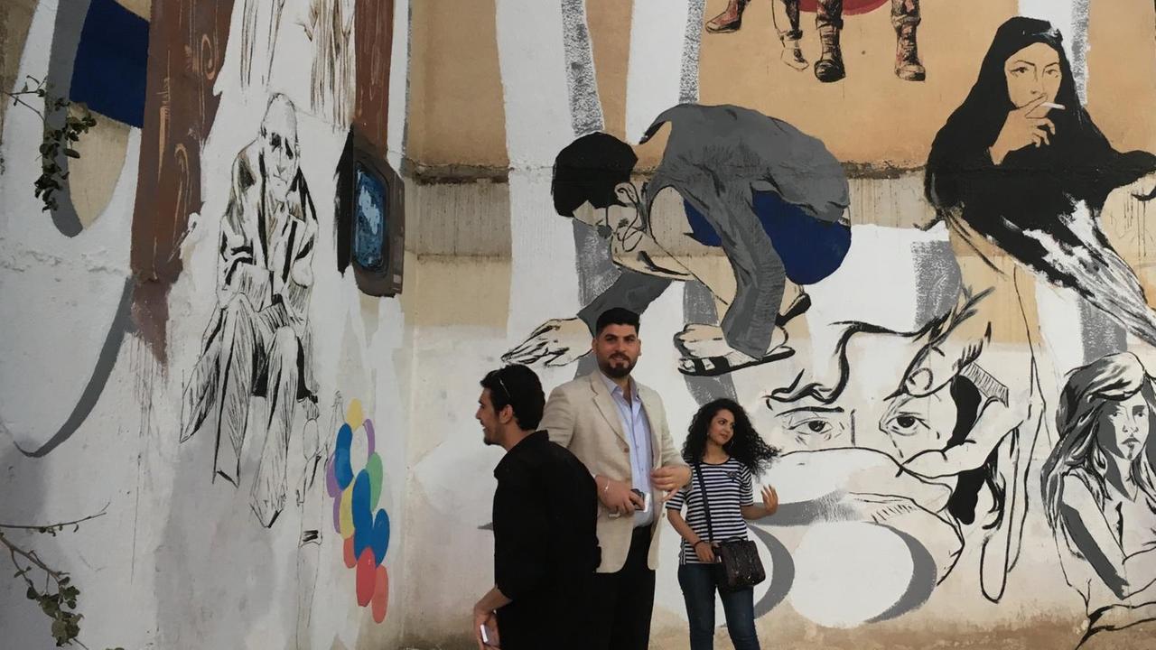 Tarkib-Festival im ehemaligen Abu-Nawaz-Theater in Bagdad, Irak Tarkib-Festival im ehemaligen Abu-Nawaz-Theater in Bagdad, Irak