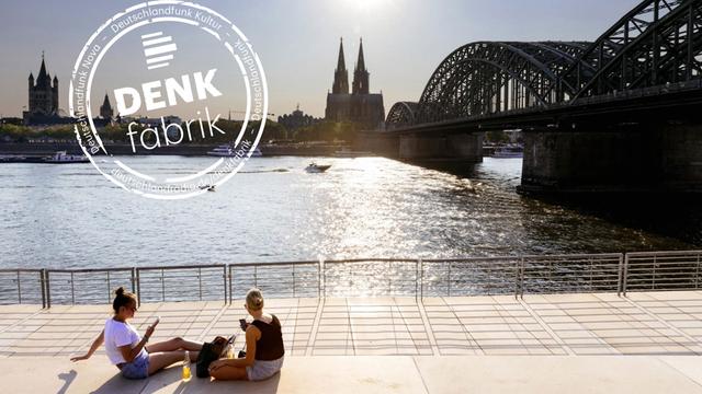 Abendsonne an den Rheinterrassen in Köln