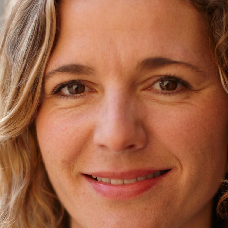 Journalistin Tina Hüttl
