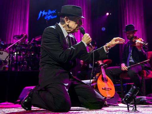 Leonard Cohen bei einem Auftritt im Sommer 2013.