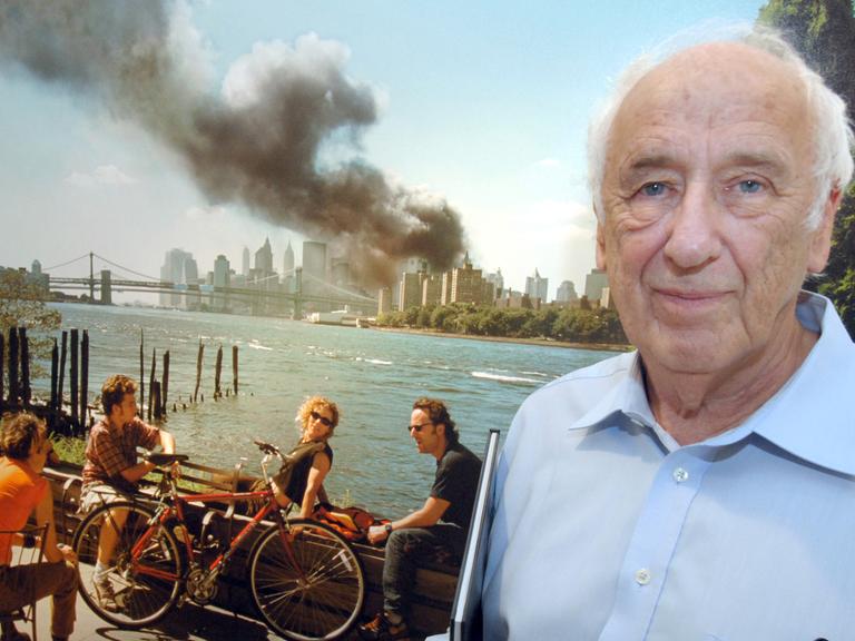 Der Fotograf Thomas Höpker vor seinem berühmten Bild "New York, 11. September 2001".