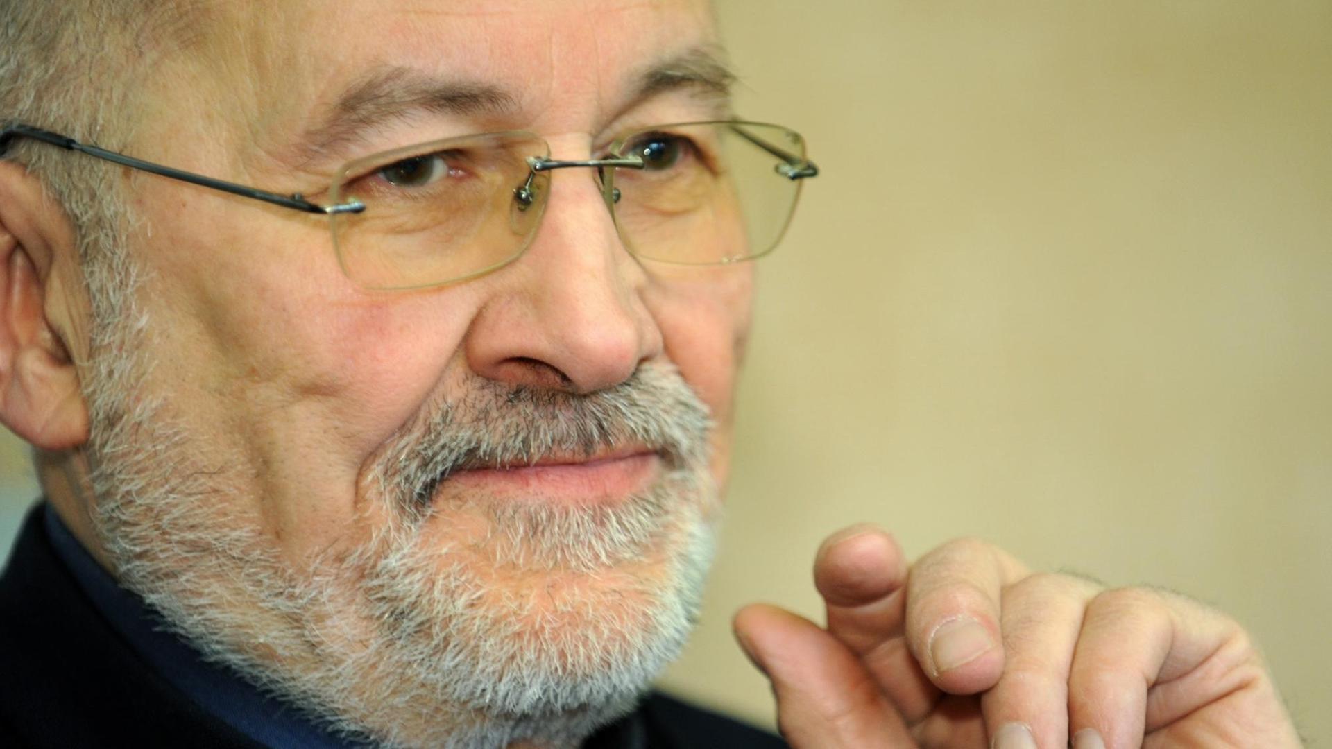 Ein Portrait Horst Mahlers. Ein Portrait Horst Mahlers.