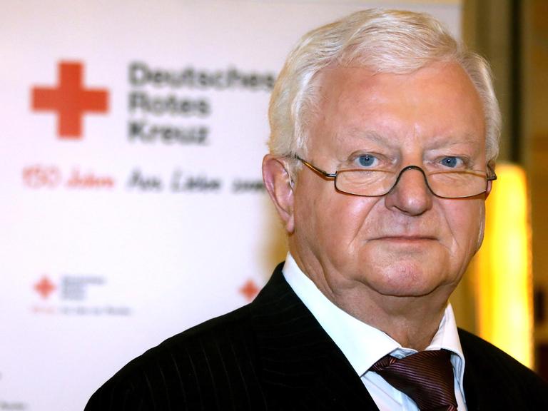 Der wiedergewählte Präsident des Deutschen Roten Kreuzes DRK, Rudolf Seiters.