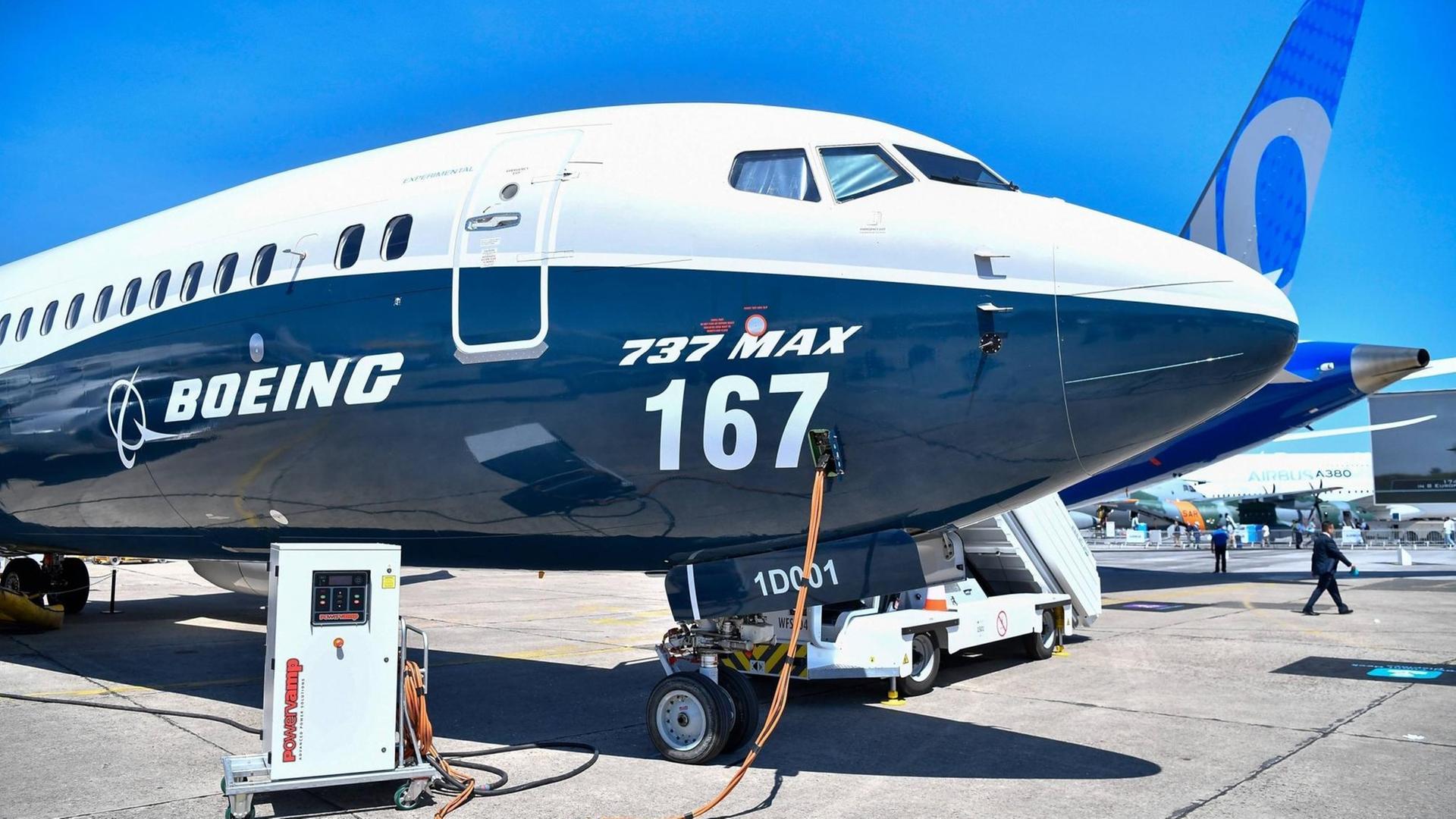 Ein Flugzeug des Typs Boeing 737 Max 9 Ein Flugzeug des Typs Boeing 737 Max 9