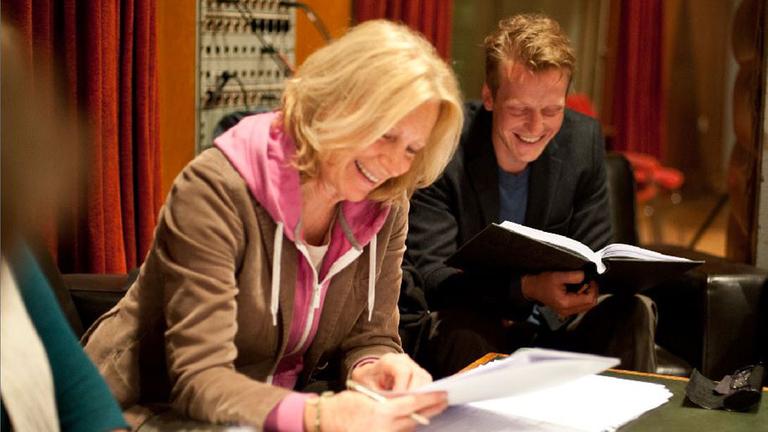 Hörspiel: „Eugénie Grandet" (3-teilig), Produktion Deutschlandradio Kultur 2015 Abgebildet: Maren Kroymann; Jakob Diehl (v.lks.) Hörspiel: „Eugénie Grandet" (3-teilig), Produktion Deutschlandradio Kultur 2015 Abgebildet: Maren Kroymann; Jakob Diehl (v.lks.)