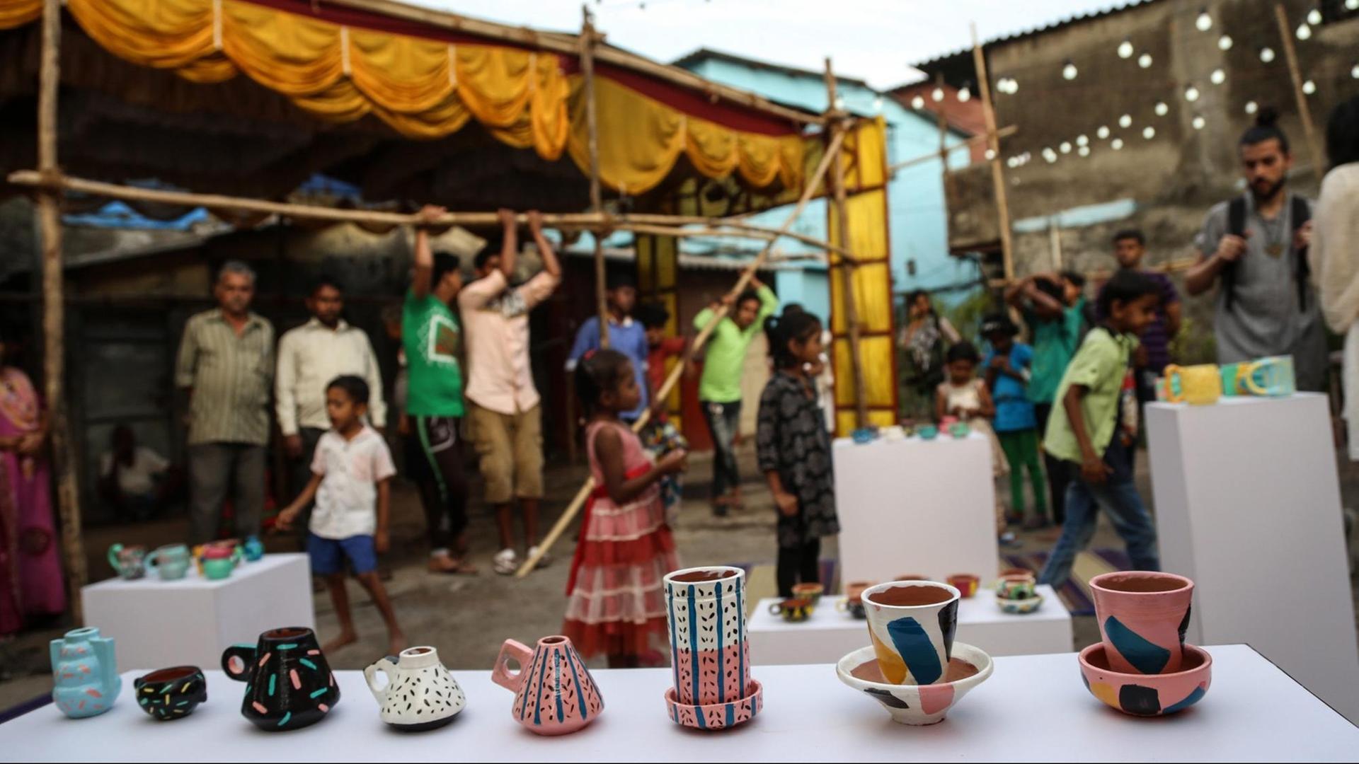 Ein Blick auf das Design Museum im Slum von Dharavi in Mumbai. Ein Blick auf das Design Museum im Slum von Dharavi in Mumbai.
