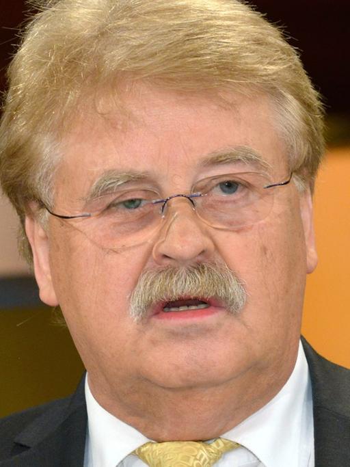 Elmar Brok während der ARD-Sendung "Anne Will" am 8.7.15 zum Thema Griechenland