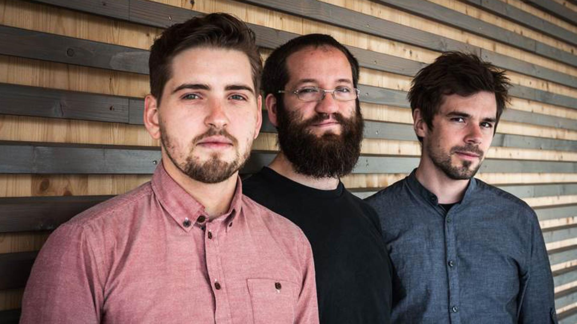 Das Pablo-Held-Trio: Pablo Held, Robert Landfermann, Jonas Burgwinkel (von links) Das Pablo-Held-Trio: Pablo Held, Robert Landfermann, Jonas Burgwinkel (von links)