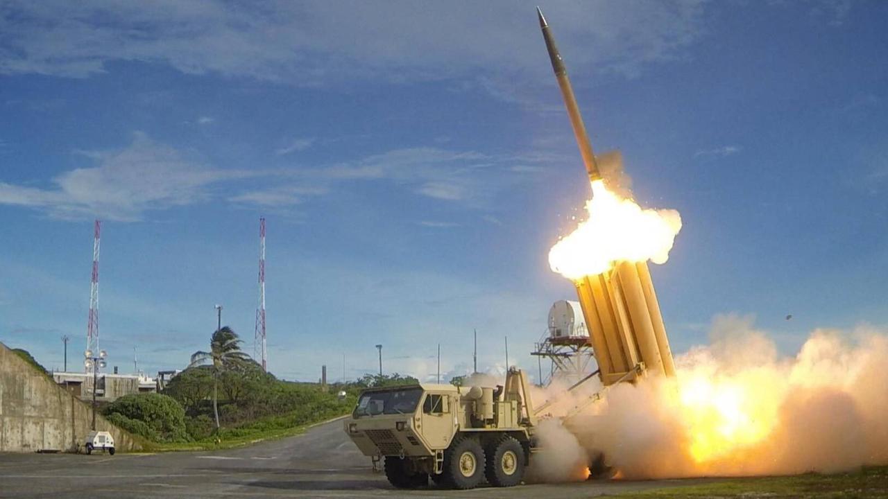 Test eines Geschosses des US-Raketenabwehrsystems THAAD in Südkorea. Test eines Geschosses des US-Raketenabwehrsystems THAAD in Südkorea.