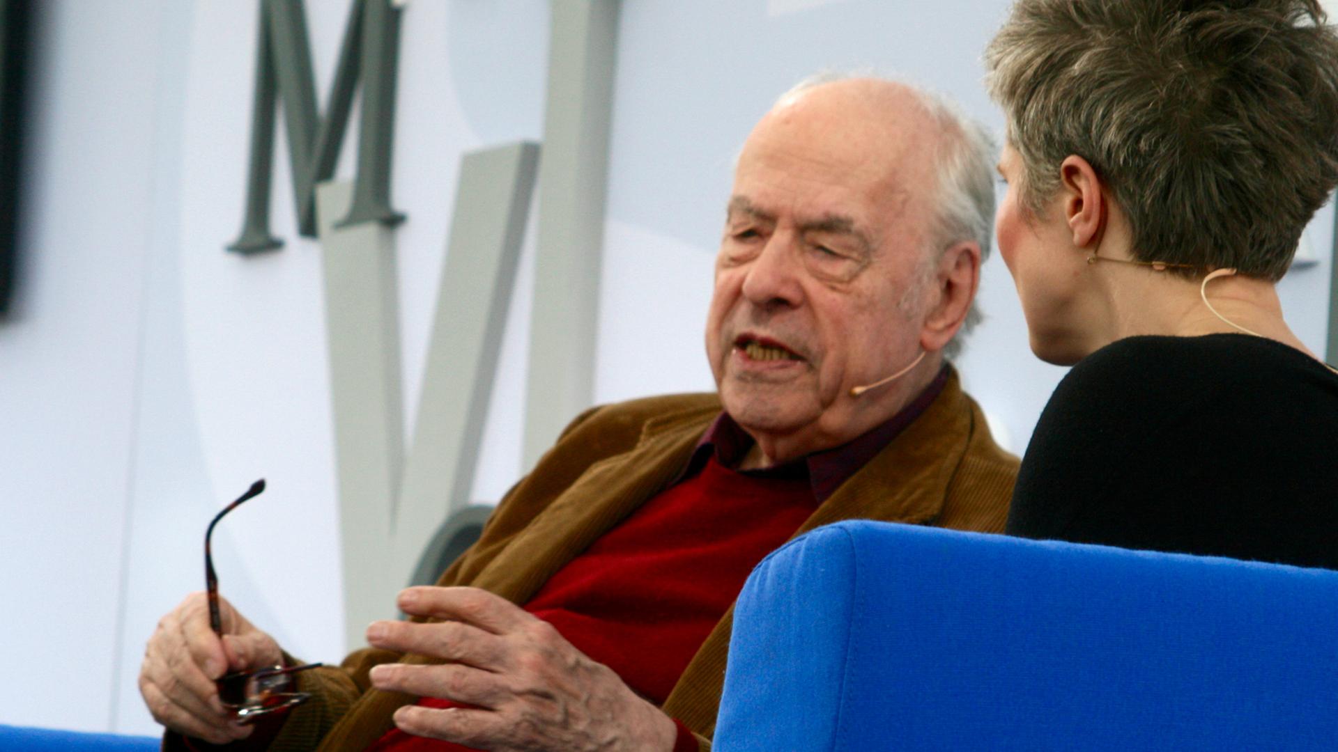 Karl Heinz Bohrer im Gespräch mit Svenja Flaßpöhler am 24. März 2017 auf der Leipziger Buchmesse Karl Heinz Bohrer im Gespräch mit Svenja Flaßpöhler am 24. März 2017 auf der Leipziger Buchmesse