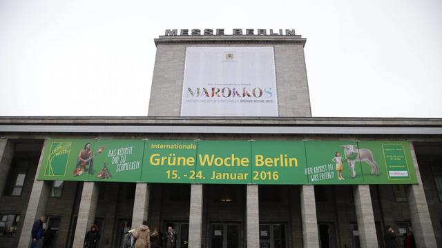 Eingang der Messe "Grüne Woche" in Berlin 2016