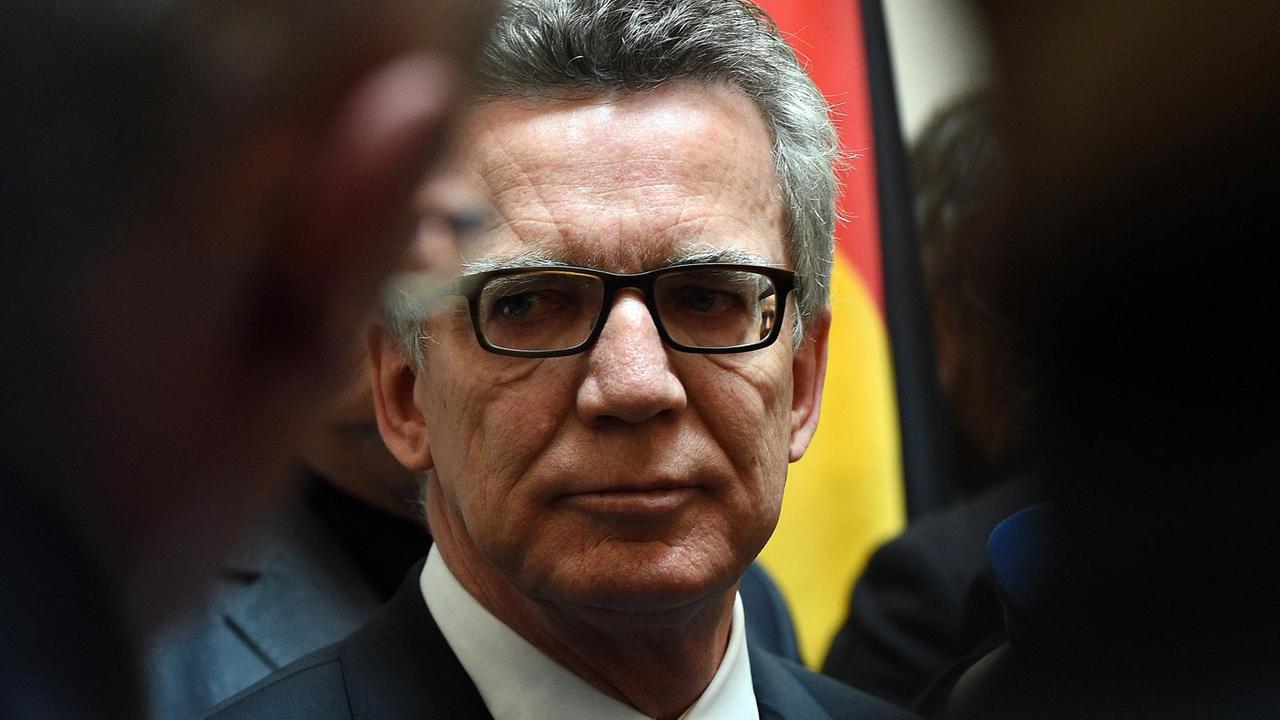Bundesinneminister Thomas de Maizière in Rabat, Marokko. Bundesinneminister Thomas de Maizière in Rabat, Marokko.