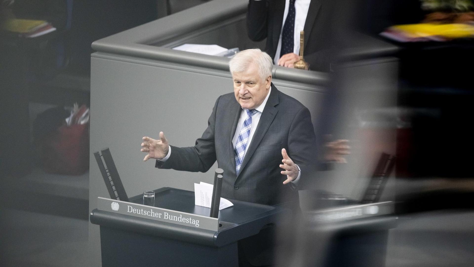 Horst Seehofer (CSU), Bundesinnenminister, spricht am 07.06.2019 im Plenum im Bundestag. Horst Seehofer (CSU), Bundesinnenminister, spricht am 07.06.2019 im Plenum im Bundestag.