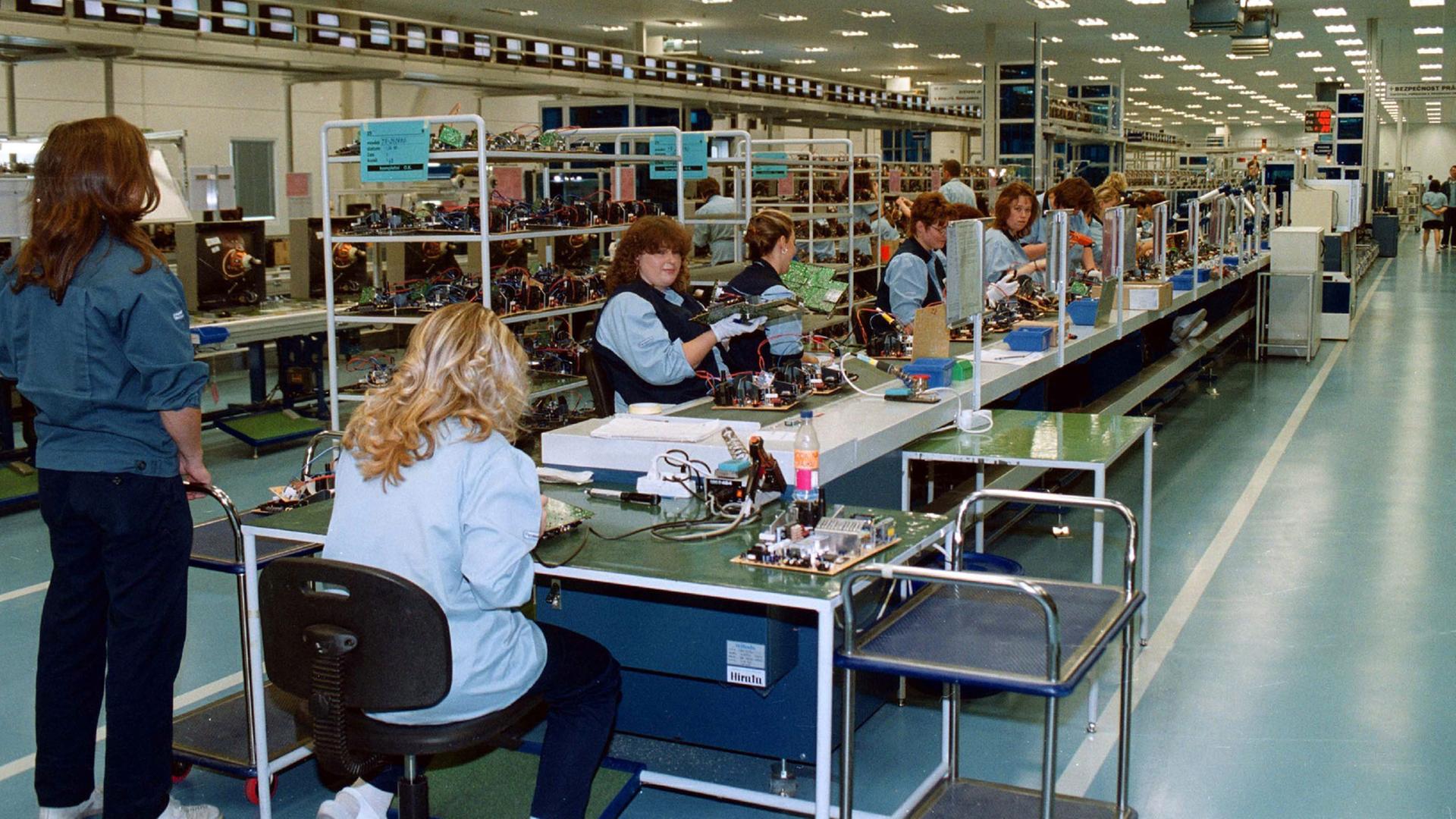Asiatische Hersteller produzieren in Tschechien für Zentraleuropa. Asiatische Hersteller produzieren in Tschechien für Zentraleuropa.