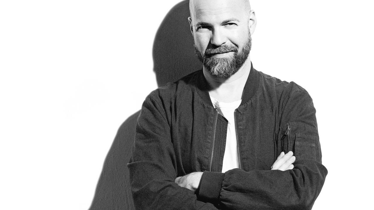 Der Rapper und Buddhist Michael Curse Kurth Der Rapper und Buddhist Michael Curse Kurth