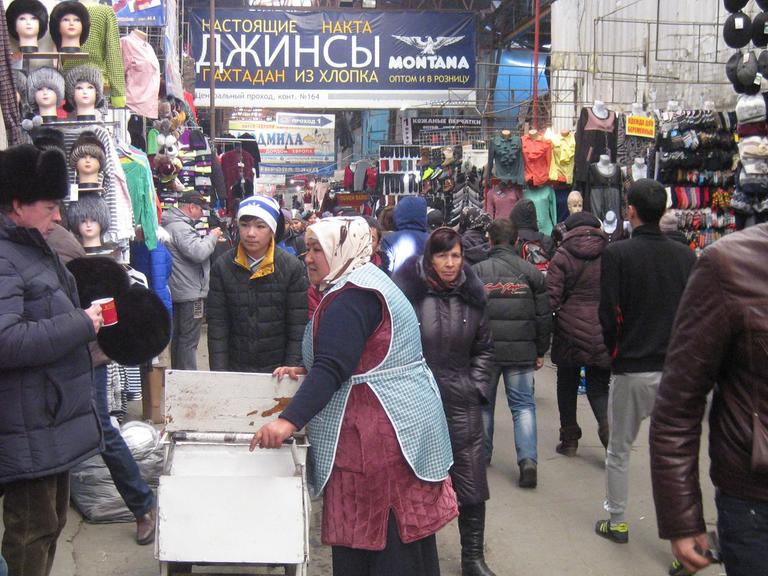 Der Dordoi-Markt in der Nähe von Bischkek, der Hauptstadt Kirgistans.