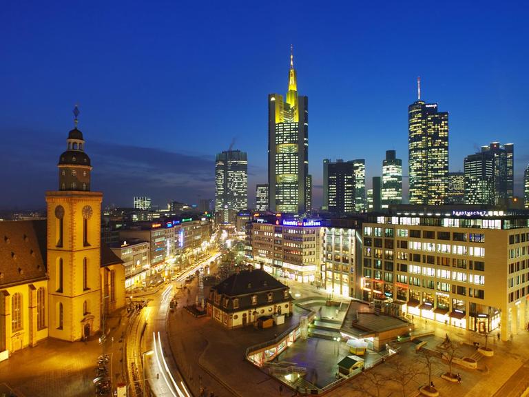 Die Katharinenkirche ist größte evangelische Kirche von Frankfurt am Main