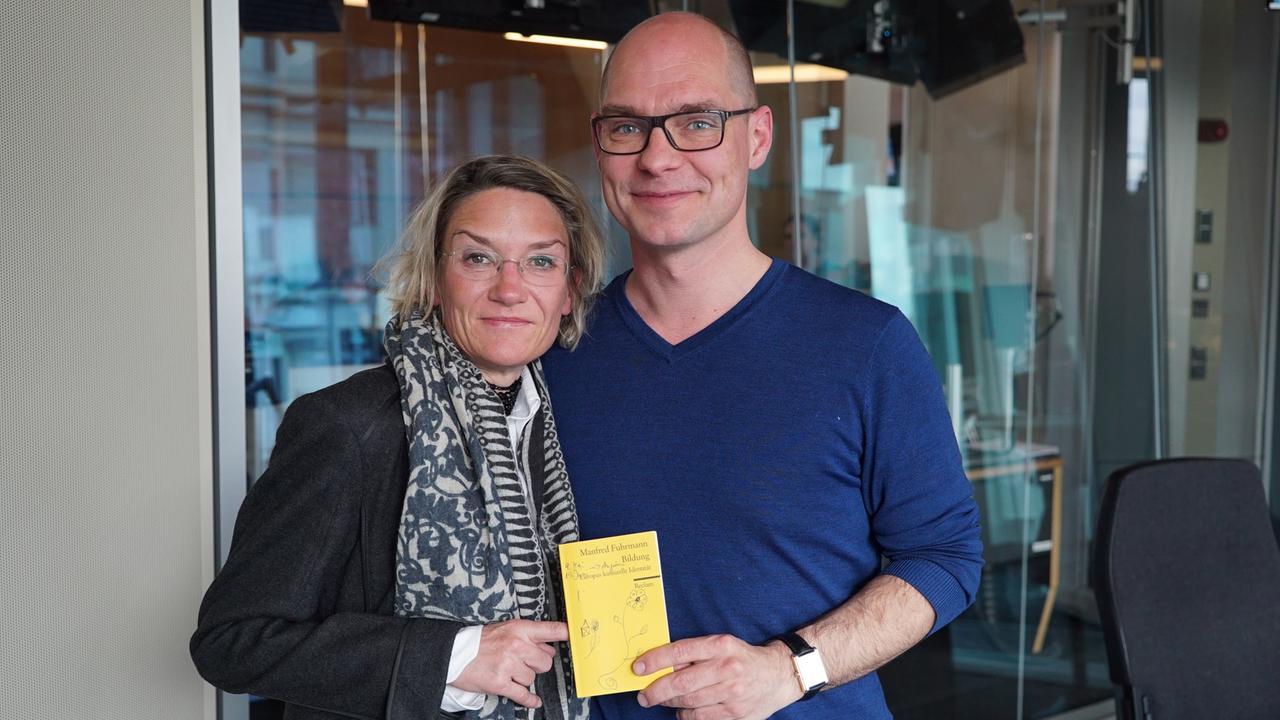 Franziska Augstein und Moderator Korbinian Frenzel Franziska Augstein und Moderator Korbinian Frenzel