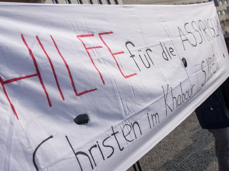 Mahnwache für assyrische Christen in Berlin