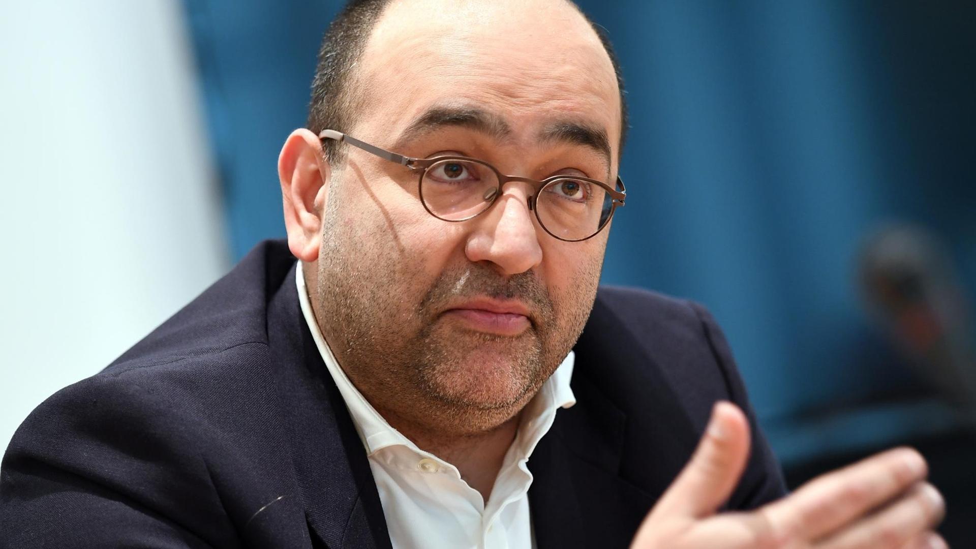 Der außenpolitische Sprecher der Grünen-Bundestagsfraktion, Omid Nouripour.