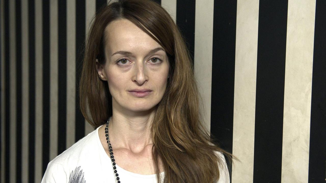 Sandra Gugic beim Debütantensalon auf dem READ! BERLIN Literatur Festival in der Neuen Odessa Bar. Berlin, 25.04.2015 Sandra Gugic beim Debütantensalon auf dem READ! BERLIN Literatur Festival in der Neuen Odessa Bar. Berlin, 25.04.2015
