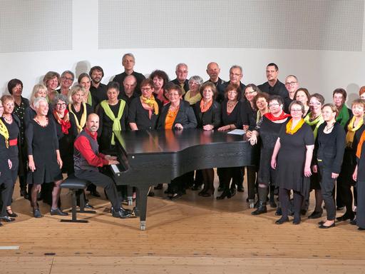 Der Chor Cantanima aus Homburg/Saar.
