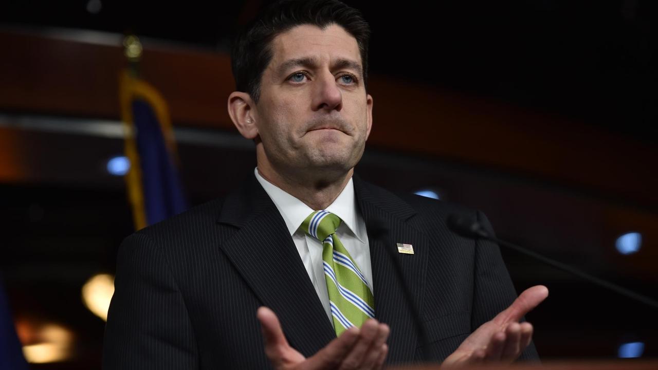 Der Vorsitzende des US-Repräsentantenhauses, Paul Ryan, spricht in einer Pressekonferenz über das Scheitern von "Trumpcare". Der Vorsitzende des US-Repräsentantenhauses, Paul Ryan, spricht in einer Pressekonferenz über das Scheitern von "Trumpcare".