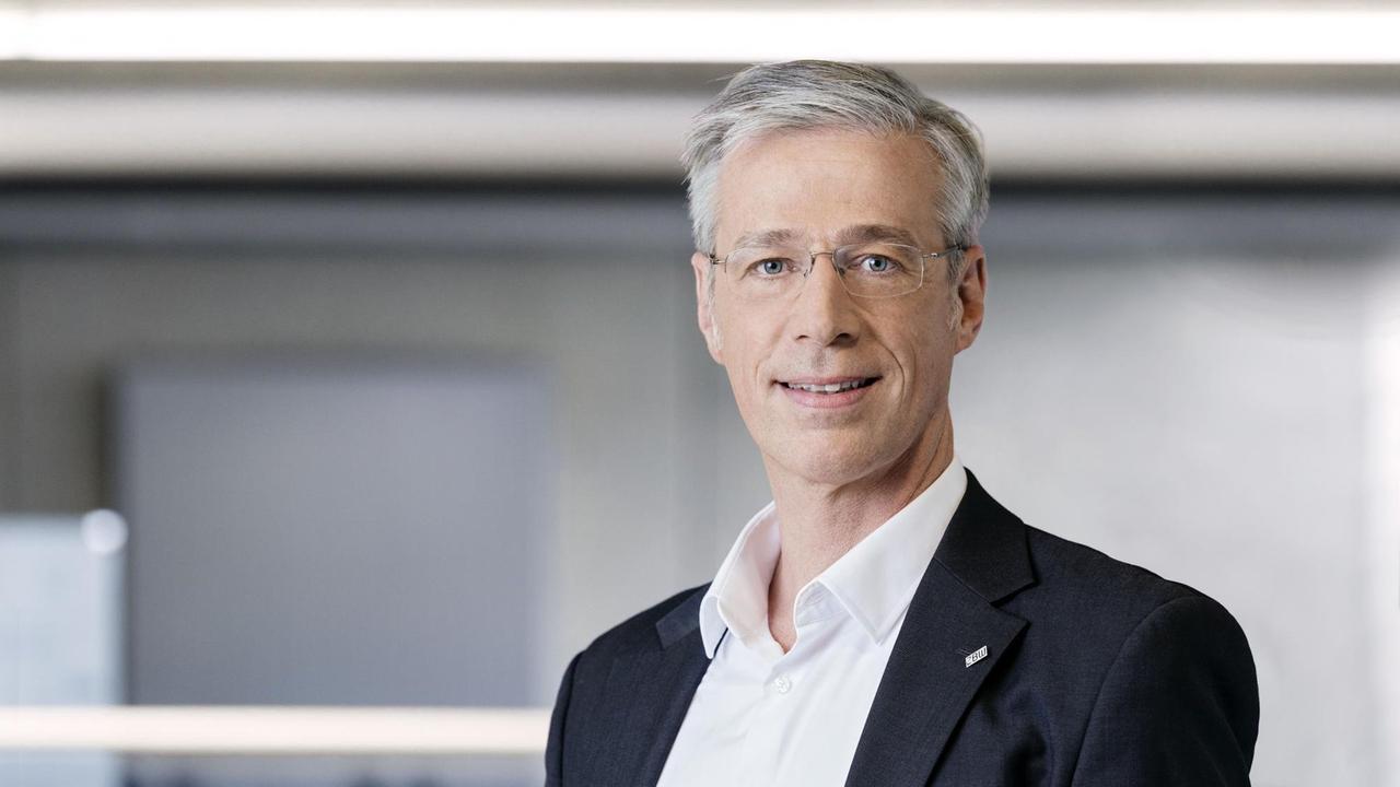 Klaus Tochtermann, Direktor des Leibniz-Informationszentrums Wirtschaft Klaus Tochtermann, Direktor des Leibniz-Informationszentrums Wirtschaft