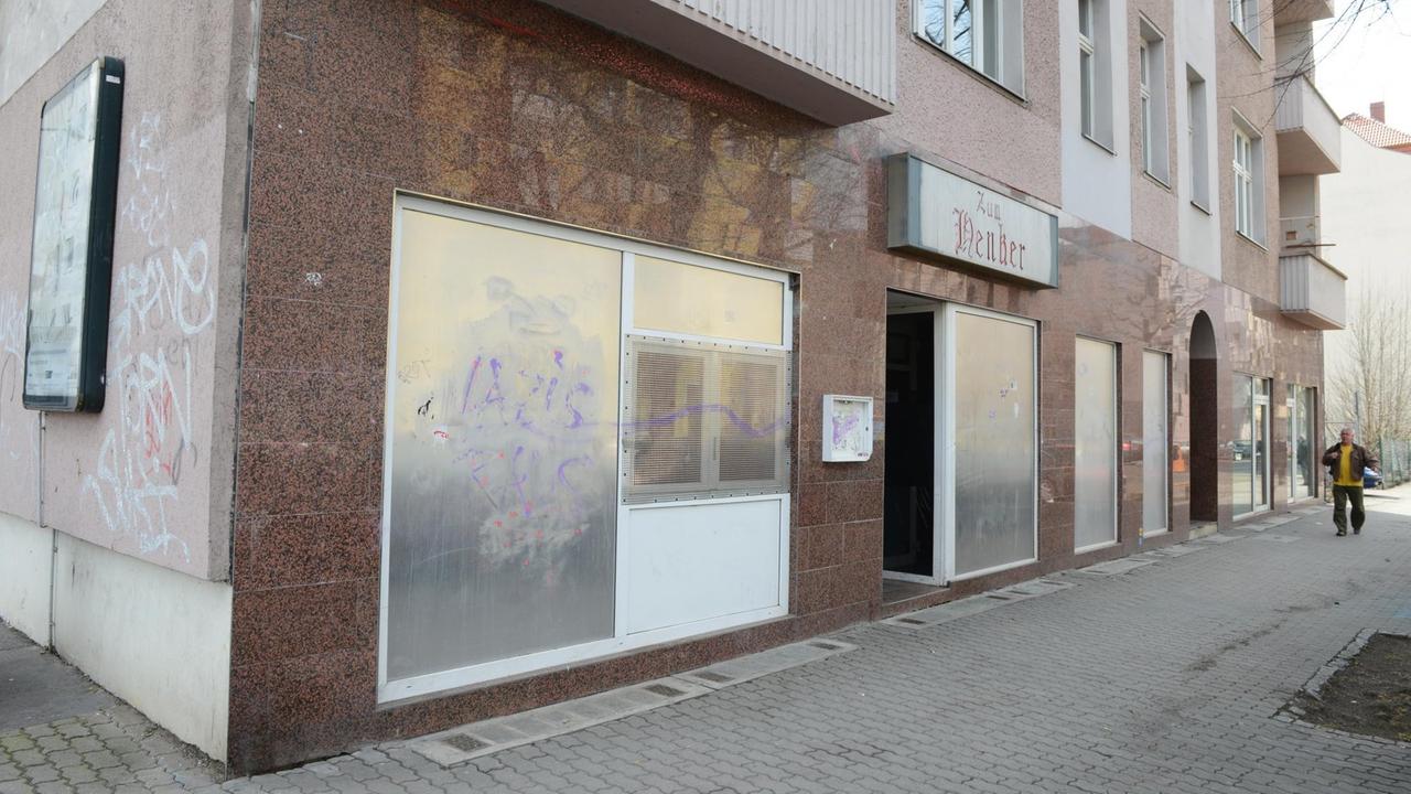 Blick auf die ehemalige Kneipe "Zum Henker". Blick auf die ehemalige Kneipe "Zum Henker".