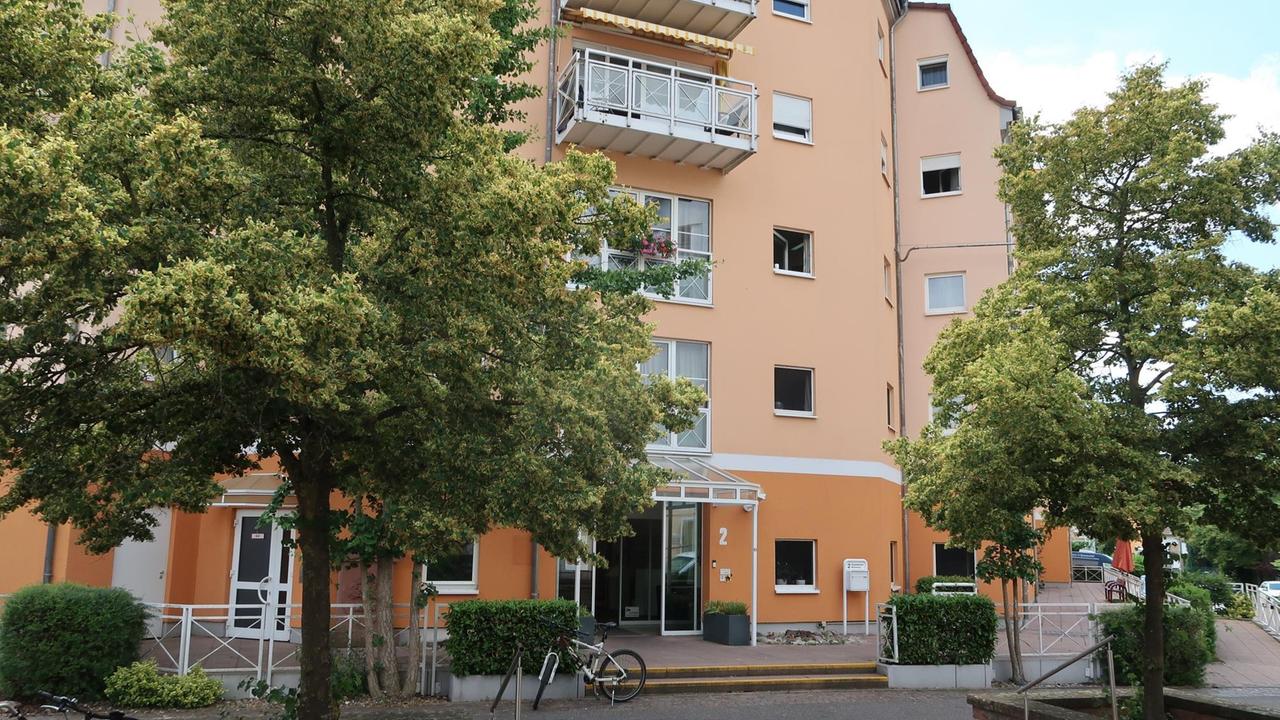 Außenansicht des Anna-Scherer-Hauses. Außenansicht des Anna-Scherer-Hauses.