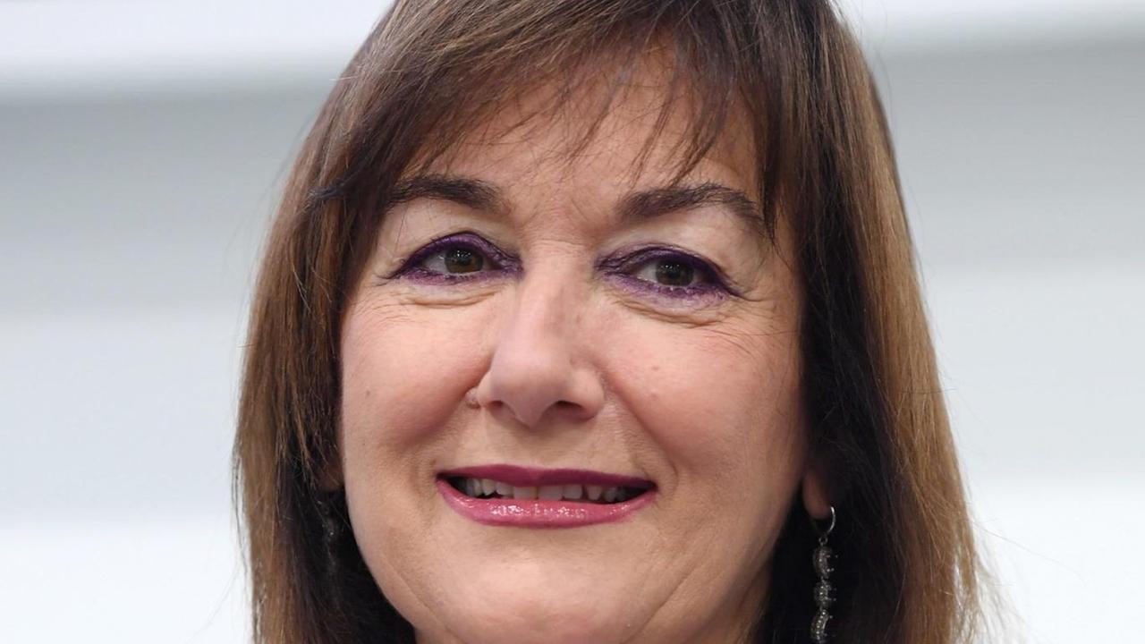 Die kroatische EU-Abgeordnete Dubravka Suica im Porträt Die kroatische EU-Abgeordnete Dubravka Suica im Porträt