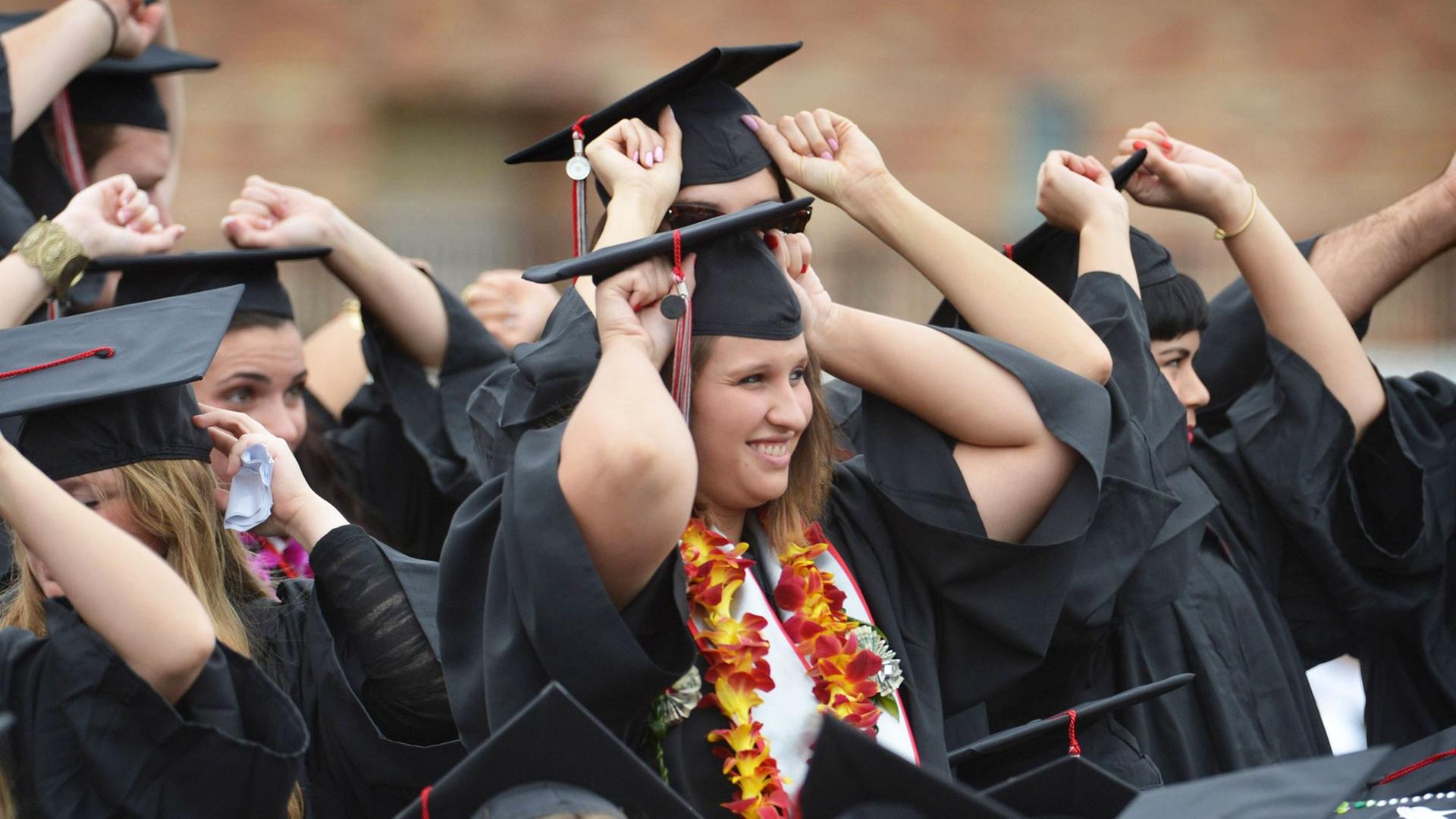 College-Absolventen in Kalifornien College-Absolventen in Kalifornien
