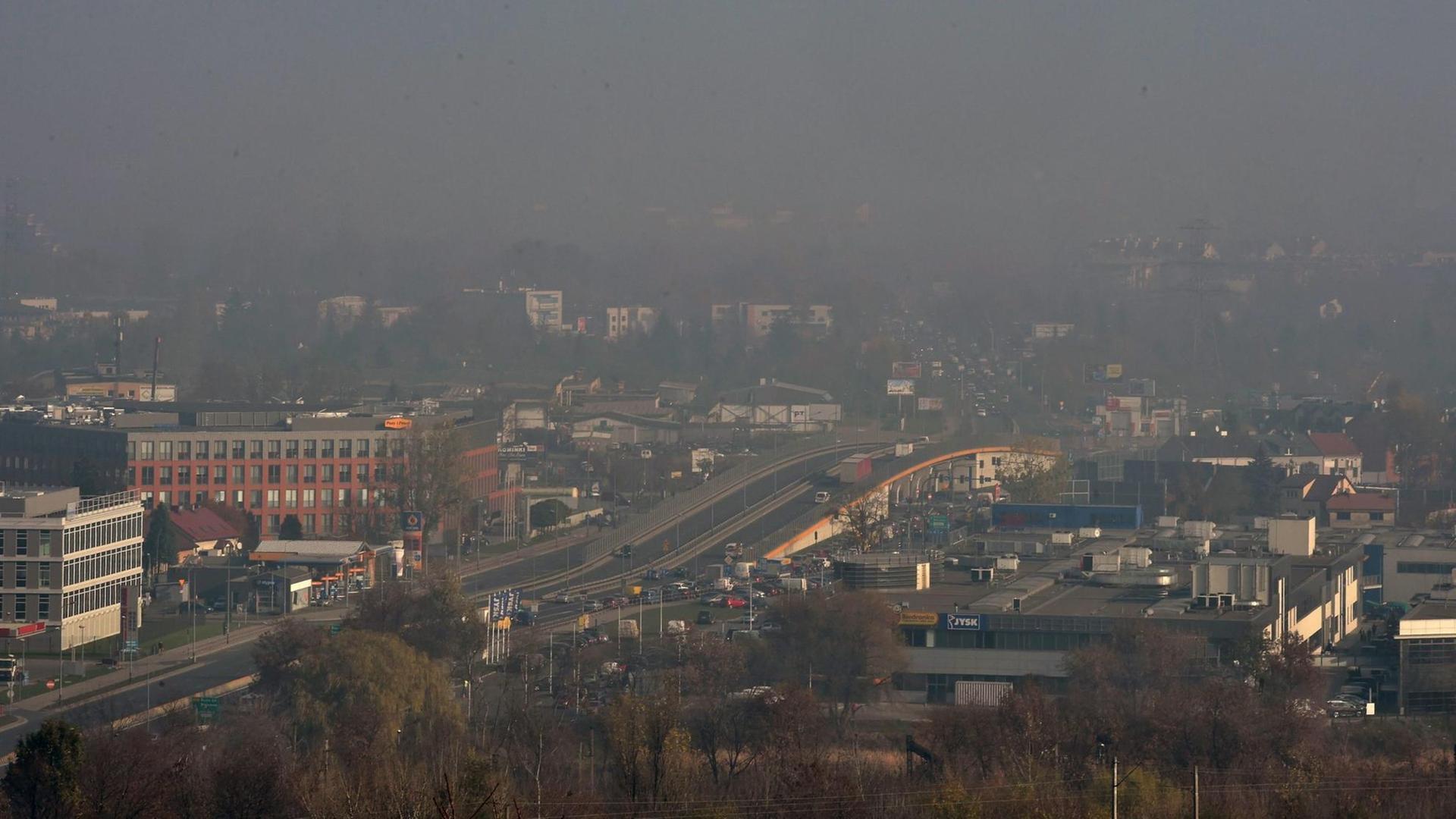 Krakau ist von Smog eingehüllt. Krakau ist von Smog eingehüllt.