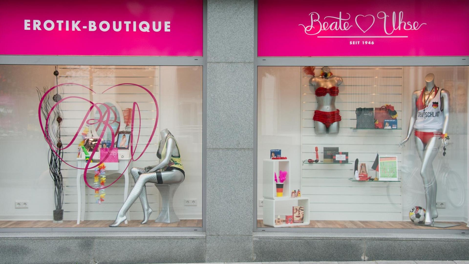 Ein Sex-Shop der Beate Uhse AG in Hannover. Ein Sex-Shop der Beate Uhse AG in Hannover.