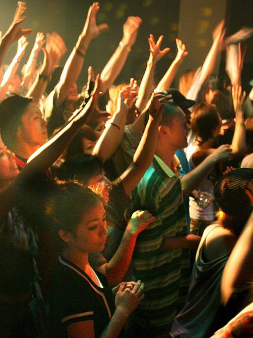 Nachtleben in Japan: Auf einem Hip-Hop-Konzert in Tokyo