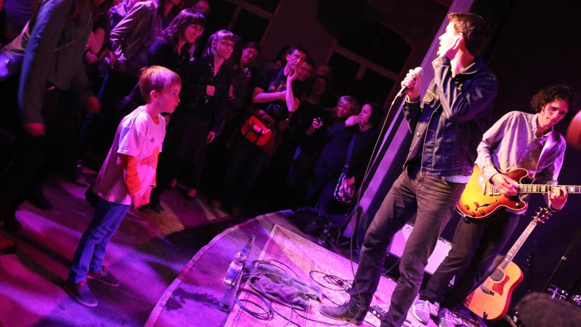 Malky bei den Geraer Songtagen am 10. April 2015. Malky bei den Geraer Songtagen am 10. April 2015.