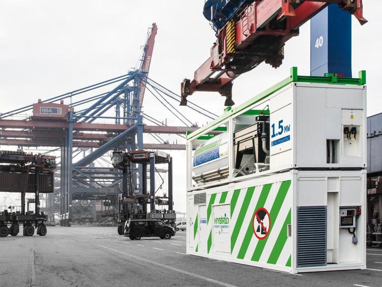 Becker LNG PowerPac® at HHLA CTB in Hamburg