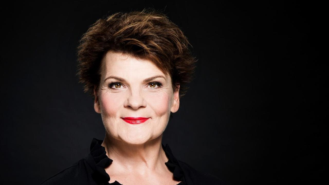 Porträt der Entertainerin Gayle Tufts. Porträt der Entertainerin Gayle Tufts.