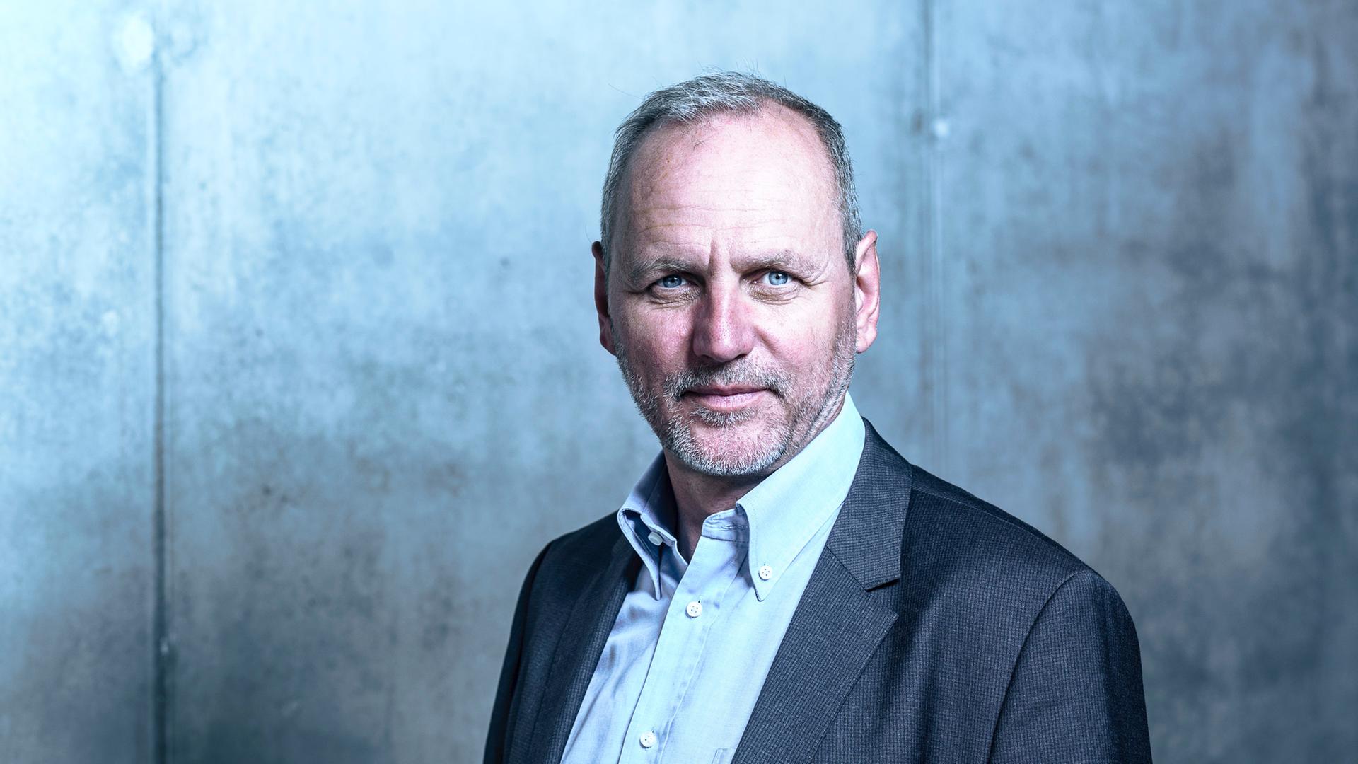 Der Professor und Autor Gerald Lembke Der Professor und Autor Gerald Lembke