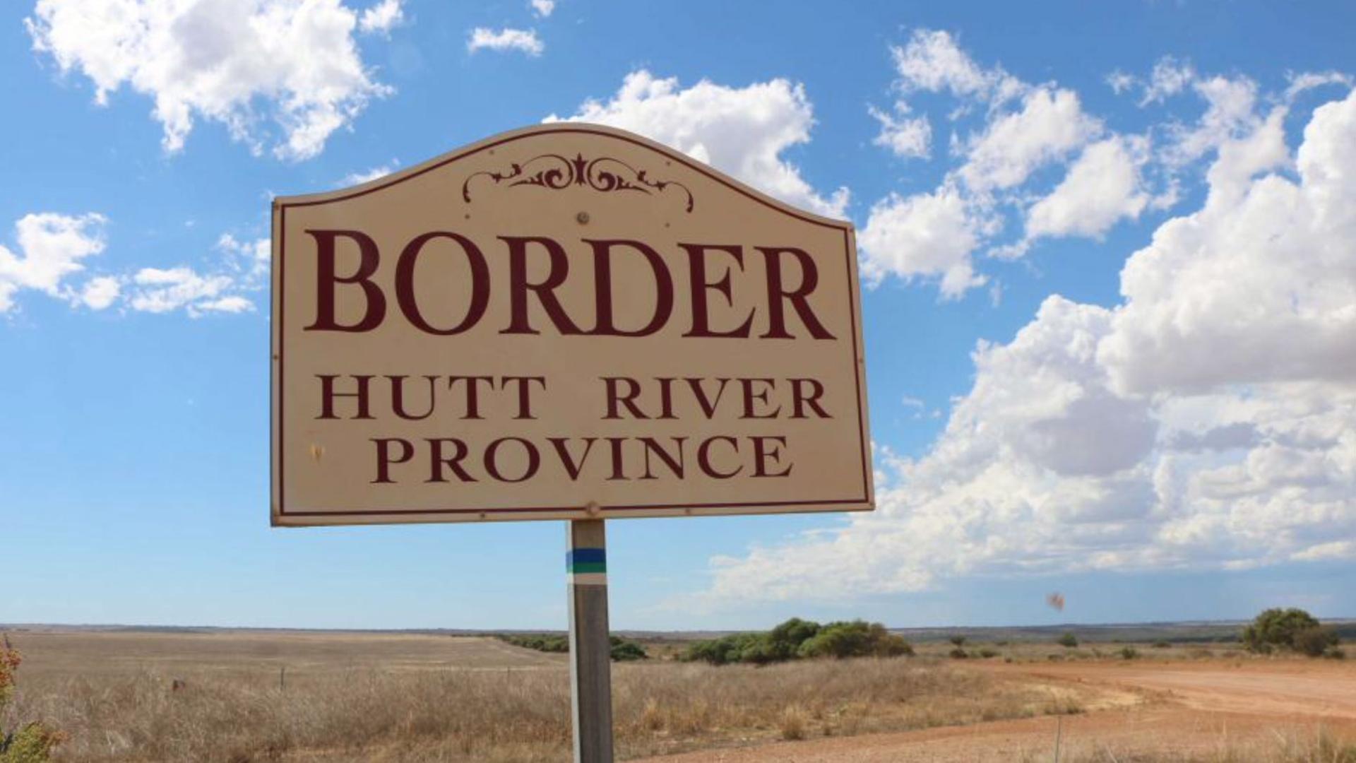 Grenzschild Hutt River - Mini-Nation in Australien. Grenzschild Hutt River - Mini-Nation in Australien.