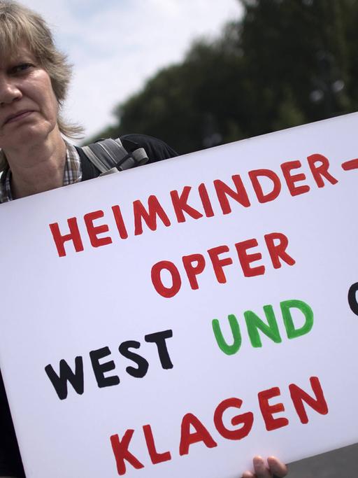 Protest gegen Unrecht in DDR-Kinderheimen