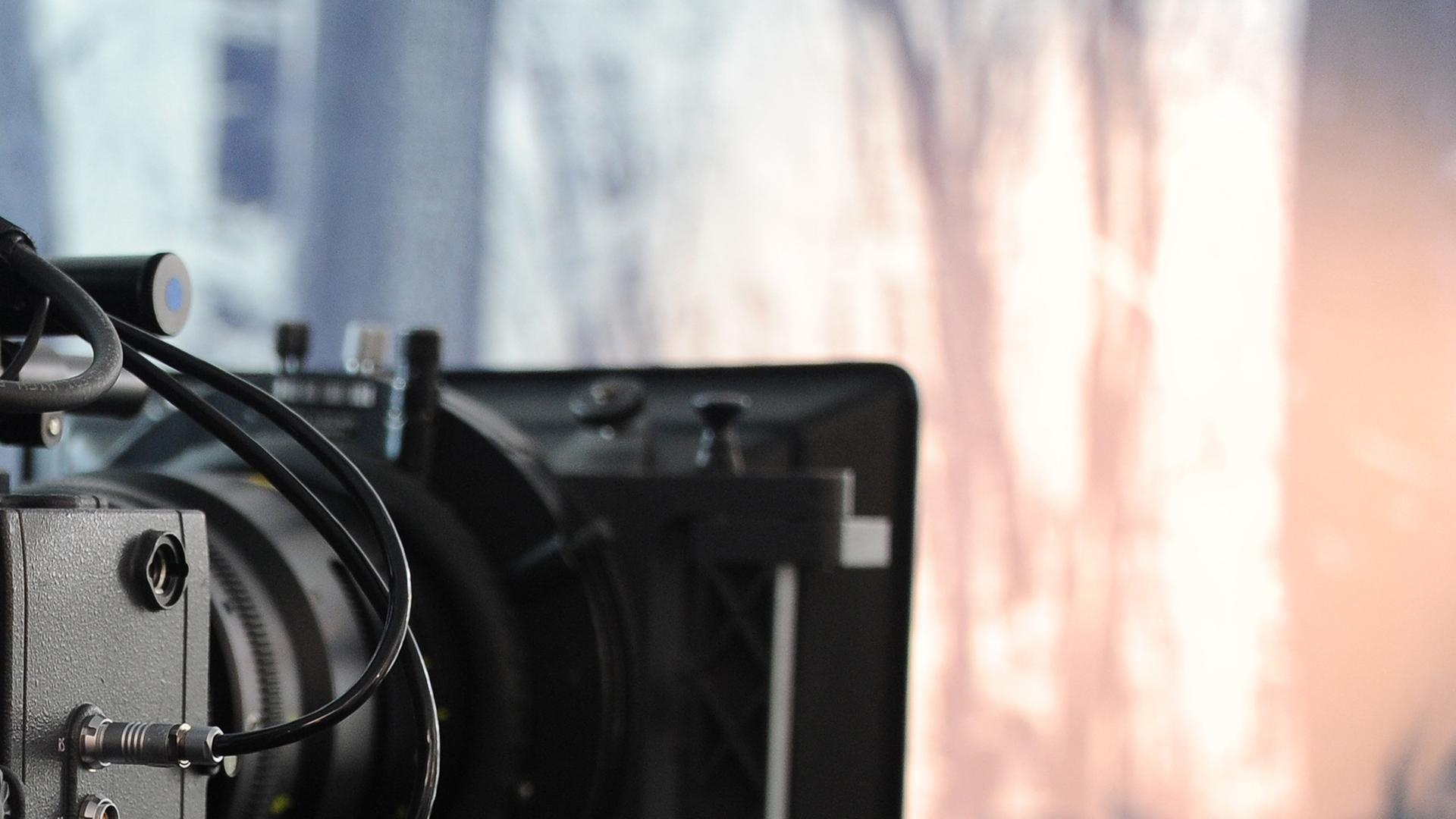 Die digitale Filmkamera "Alexa 65" der Filmtechnikfirma Arri steht am 03.03.2016 in München in einem Studio. Der Sieger der diesjährigen Oscarverleihung in der Kategorie Kameraarbeit, der Film "The Revenant - Der Rückkehrer", wurde teilweise mit dieser Kamera gedreht.