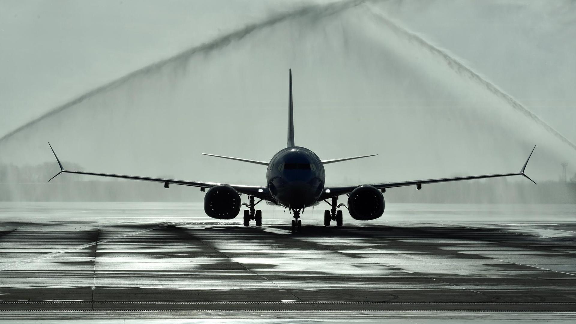Das Foto zeigt die Einweihung der ersten Boeing 737 MAX beim Reisekonzern TUI auf dem Brüsseler Flughafen im Januar 2018. Das Foto zeigt die Einweihung der ersten Boeing 737 MAX beim Reisekonzern TUI auf dem Brüsseler Flughafen im Januar 2018.
