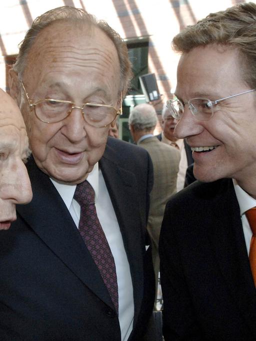 Die FDP-Politiker Walter Scheel, Hans-Dietrich Genscher und Guido Westerwelle 2005 in Berlin