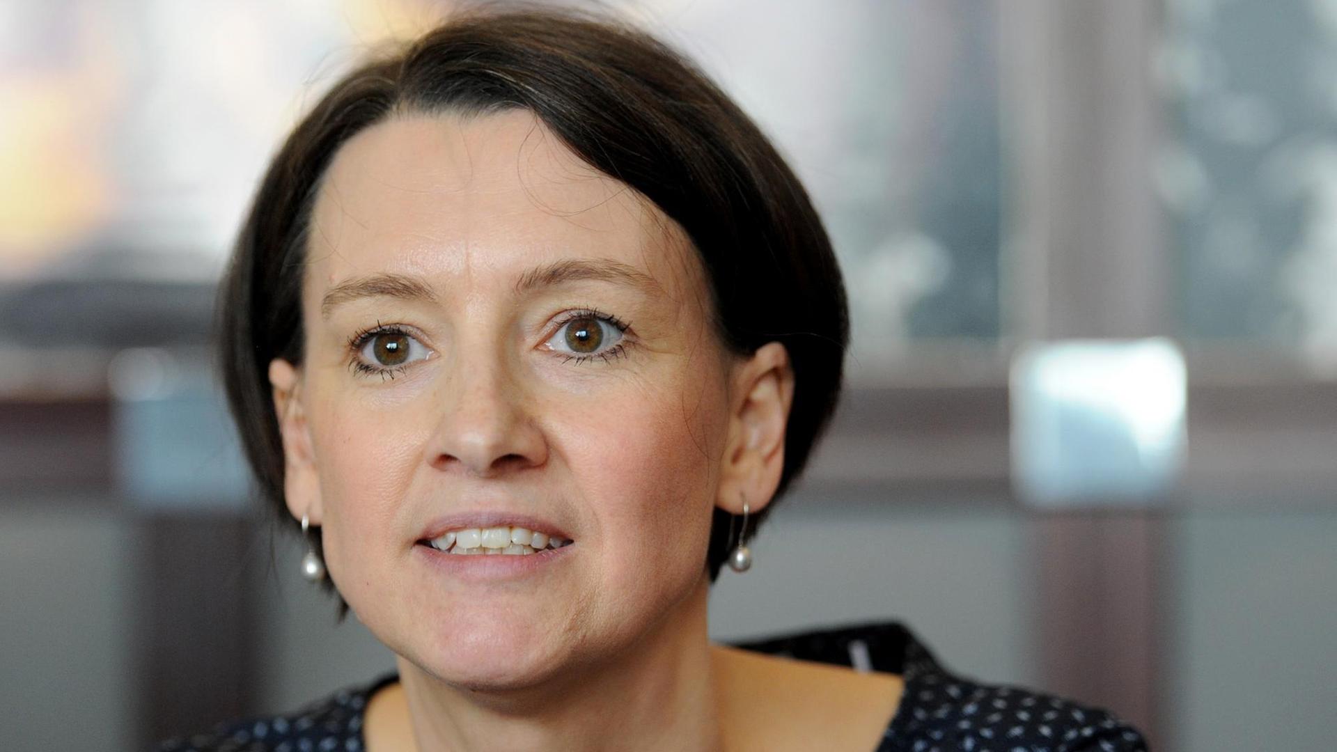 Die Bremer Senatorin für Bildung und Kinder Claudia Bogedan (SPD) Die Bremer Senatorin für Bildung und Kinder Claudia Bogedan (SPD)